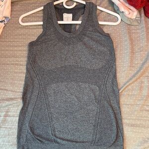 Athletics workout top